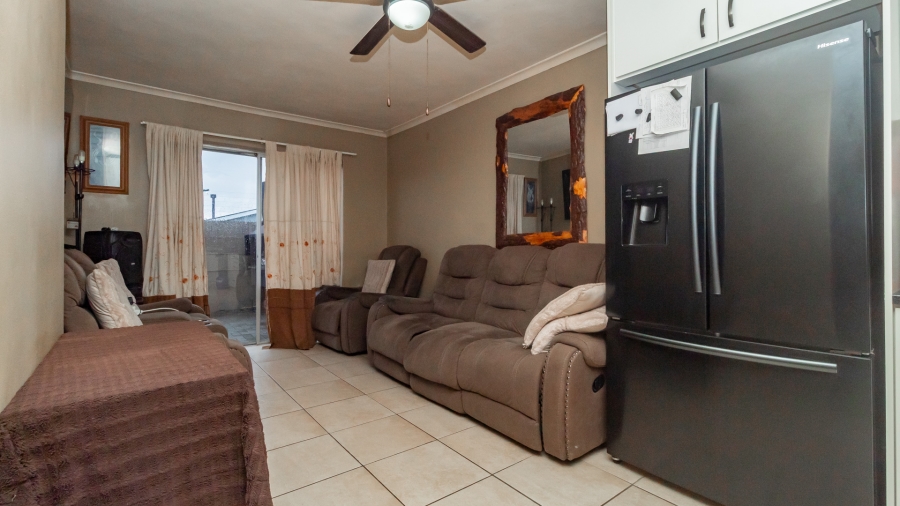 2 Bedroom Property for Sale in Windsor Park Western Cape